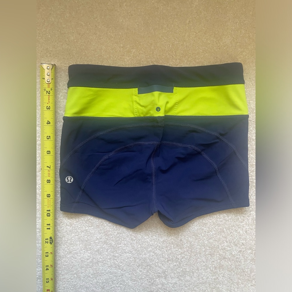 lululemon water bound short *reversible - size 4